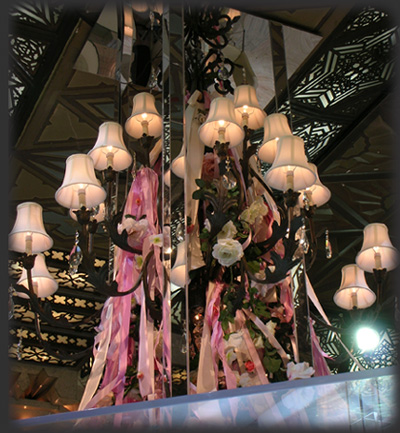 2005心斎橋大丸1F中央ディスプレイ